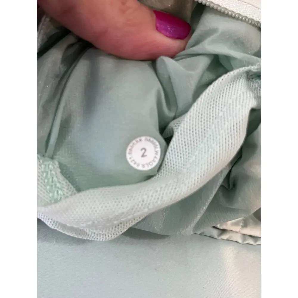 Lululemon Down For It All Running Vest Delicate Mint 4-Way Stretch Quilted 2